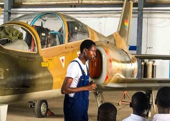 Year 1 Visit to the Airforce base (1)