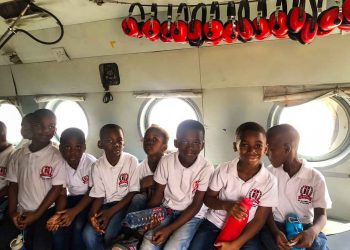 Year 1 Visit to the Airforce base (7)