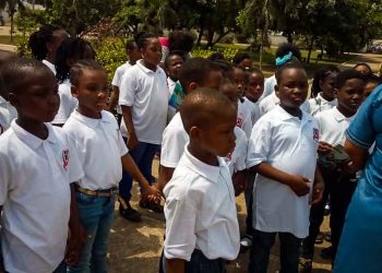 Year 3 Visit to the Mausoleum (7)