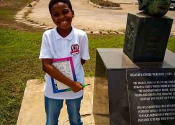 Year 3 Visit to the Mausoleum (8)