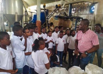 Year 5 Visit to Panbrose Salt Factory (2)